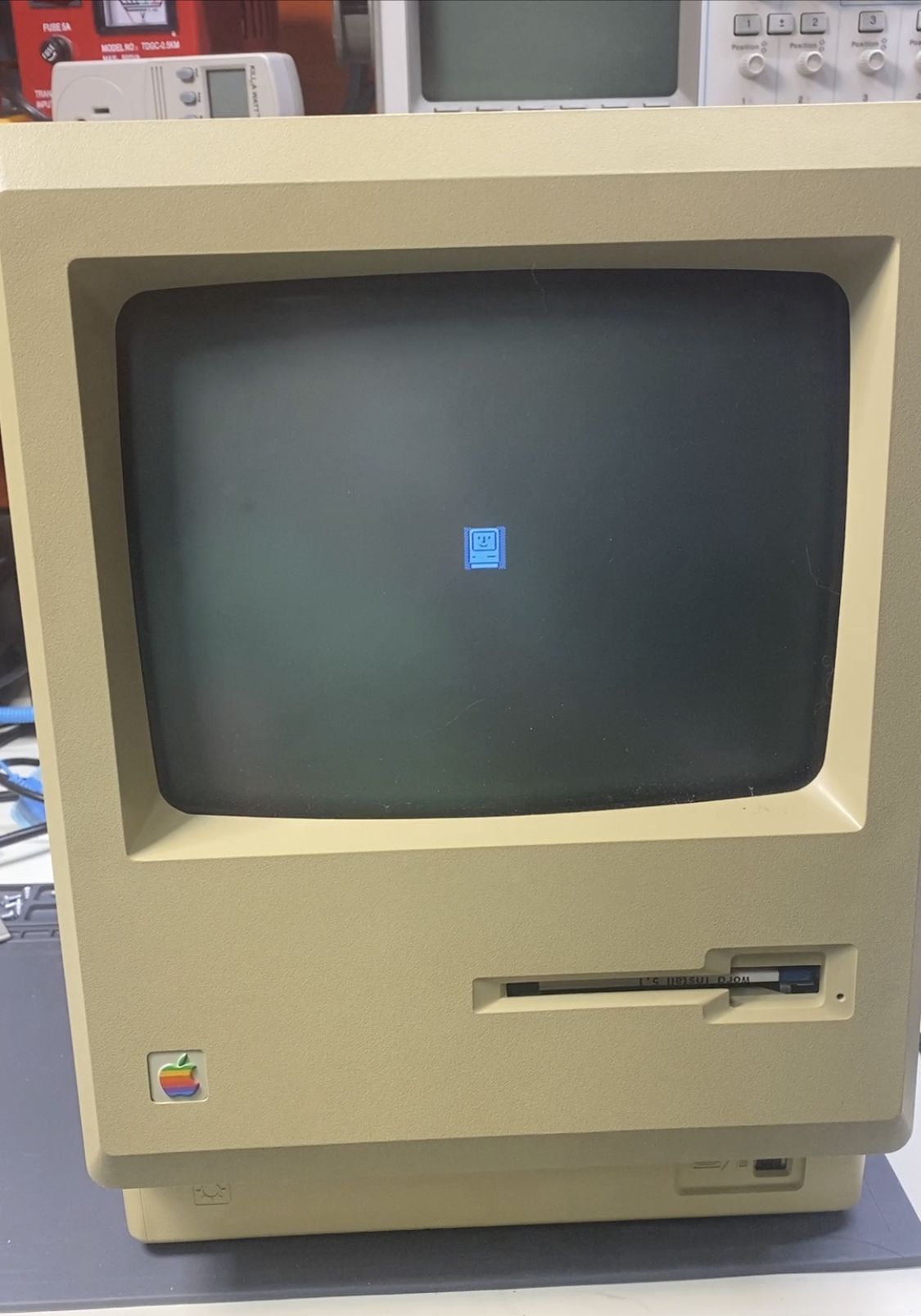 Macintosh 128k w/ 4MB & SCSI expansion - flaky | TinkerDifferent