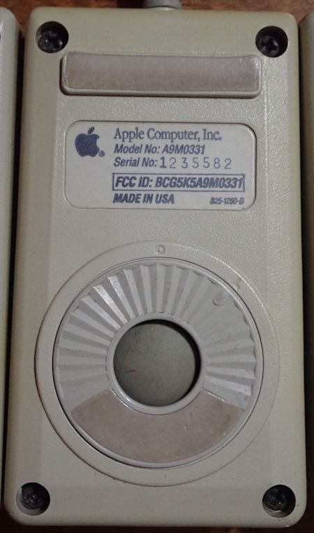 Apple Desktop Mouse 2.jpg