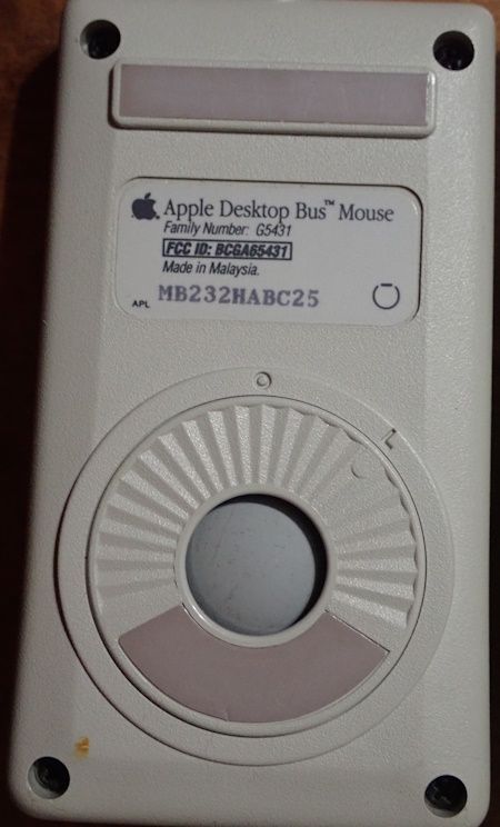 Apple Desktop Mouse 3.jpg