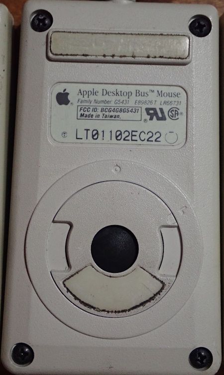 Apple Desktop Mouse 5.jpg