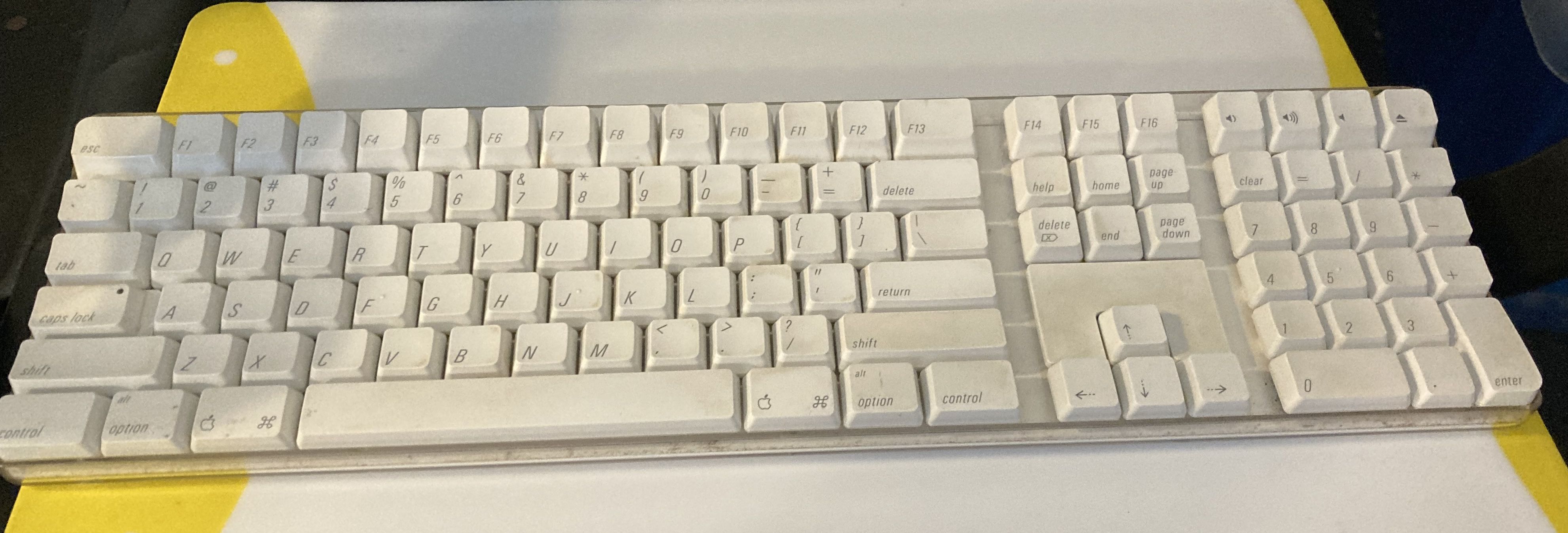 BlueTooth Mac Keyboard.jpg