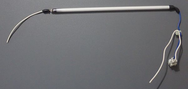 CCFL-bulb-cut-for-removal.jpg