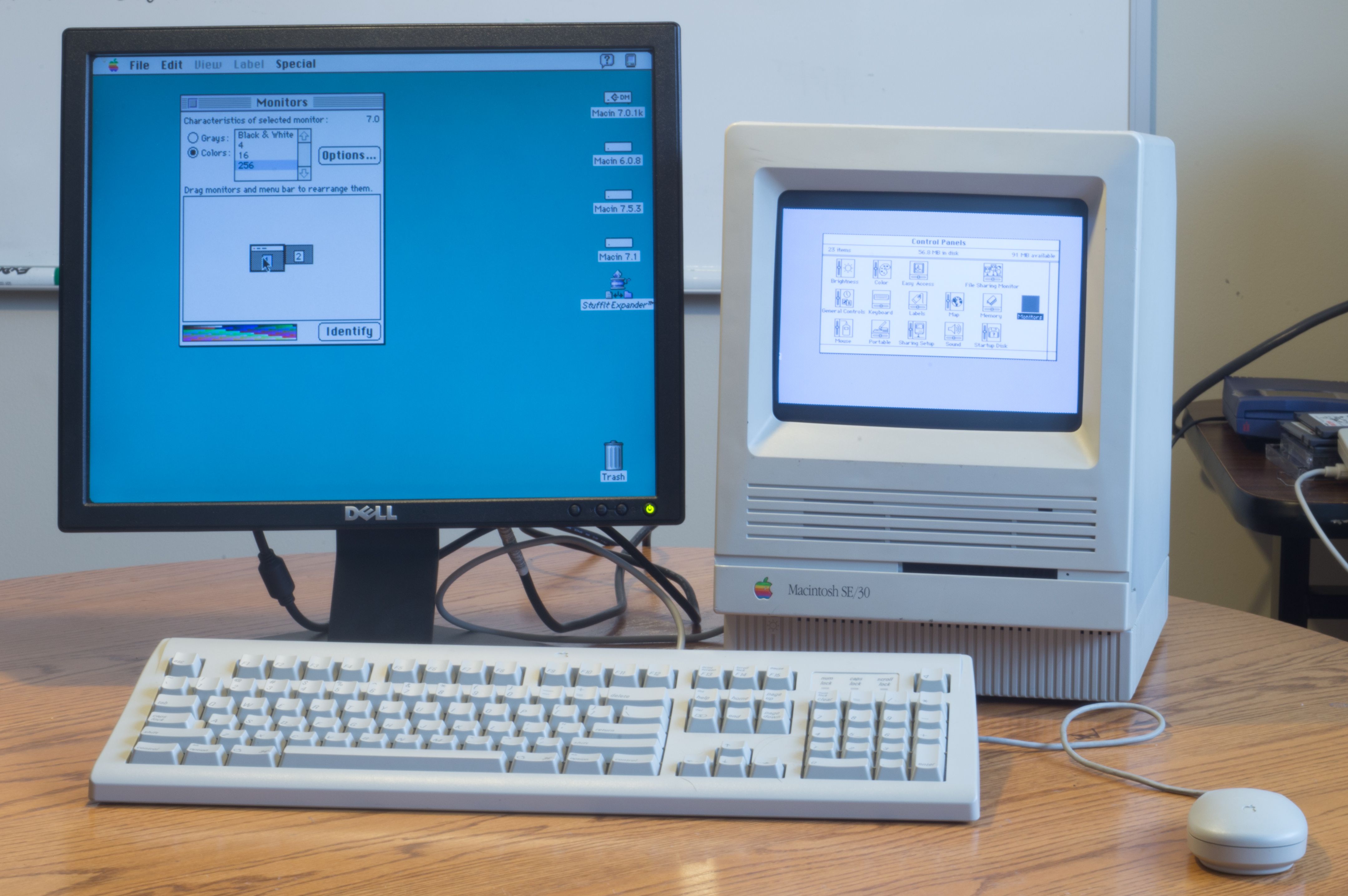 CSE30Monitor.jpg