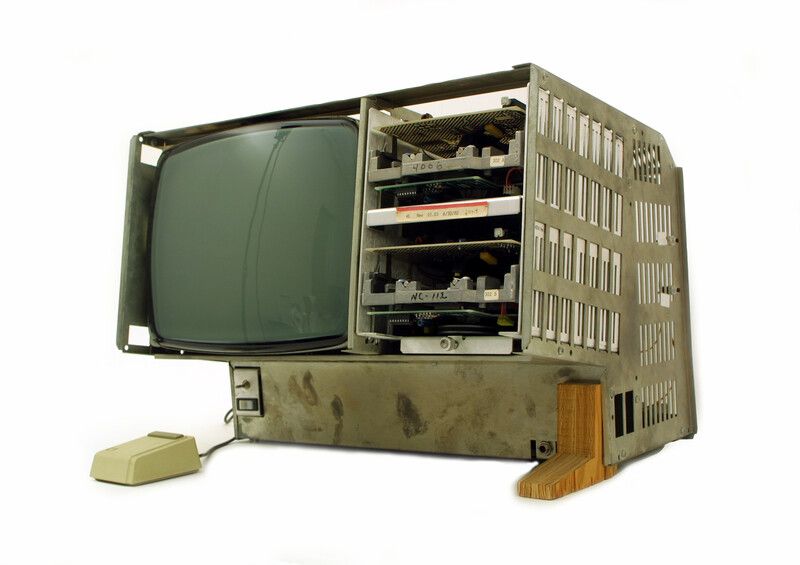 Lisa-prototype-sheet_metal-wood foot-X2436-2002A.2.src.jpg
