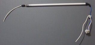 CCFL-bulb-cut-for-removal.jpg